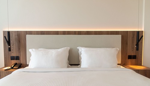Superior Room, 1 King Bed, City View