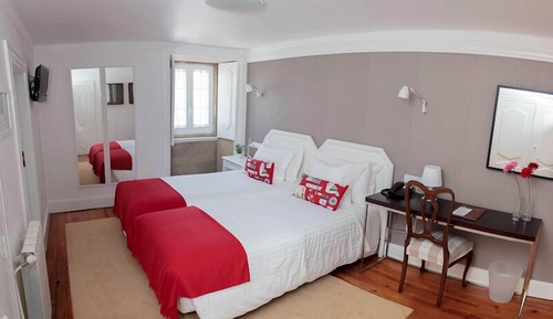 Twin Room, Valley View (inside the Presidential House)