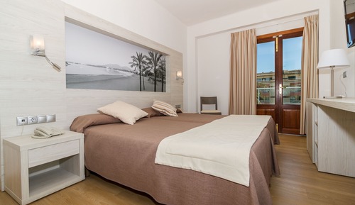 Standard Double Room, Balcony, Pool View