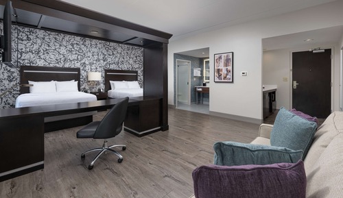 Two queens studio suite