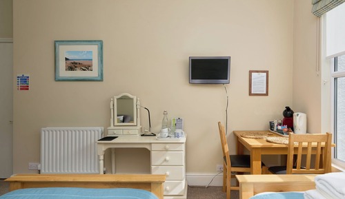 Standard Twin Room, Ensuite
