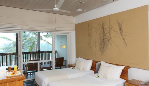 Deluxe Room with Sea View