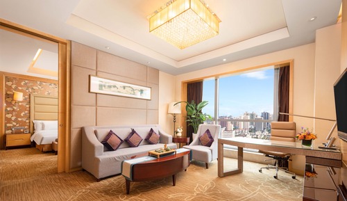 Suite, 1 Bedroom (High Floor)