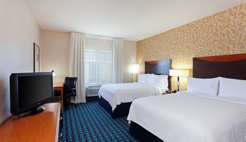 Room, 2 Double Beds (Hearing Accessible)