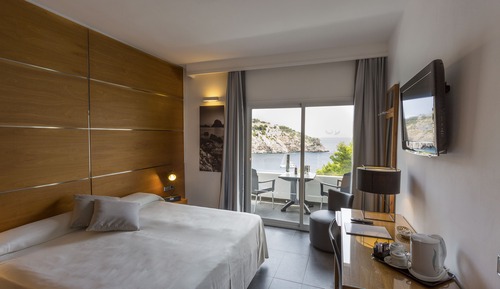 Deluxe Room, Beach View