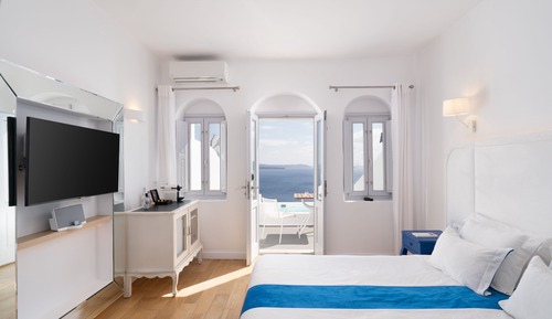 Standard Villa, Jetted Tub