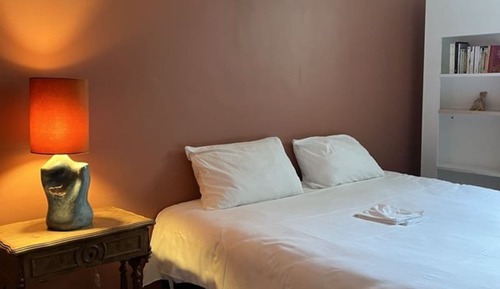 City Apartment (12 minutes walking from main building)