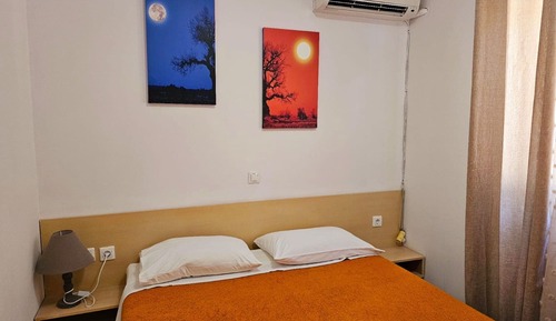 Apartment, 1 Bedroom, Smoking, Mountain View