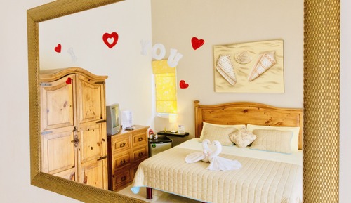 Room, 2 Bedrooms, Balcony, Garden View