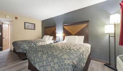 Standard Room, 2 Queen Beds, Non Smoking