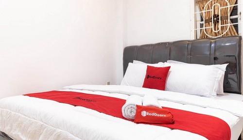 Premium Room (Reddoorz)