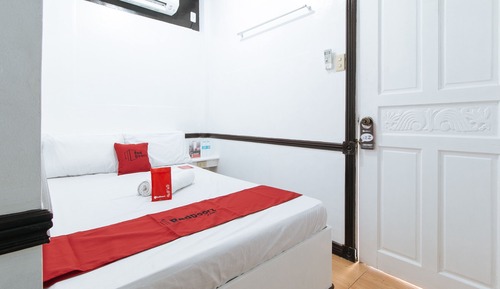Double Room (Reddoorz)