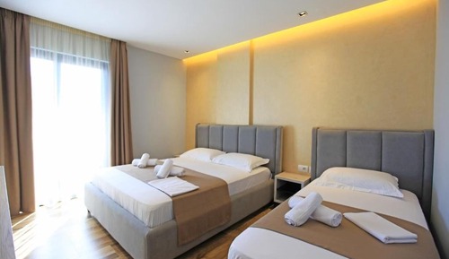 Triple Room, Balcony