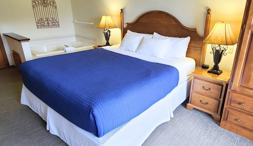 One Bedroom Water View Suite