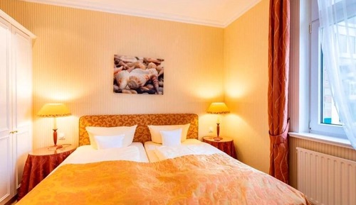 Family Suite, 2 Bedrooms, City View