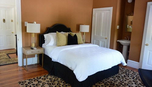 Bronze Room