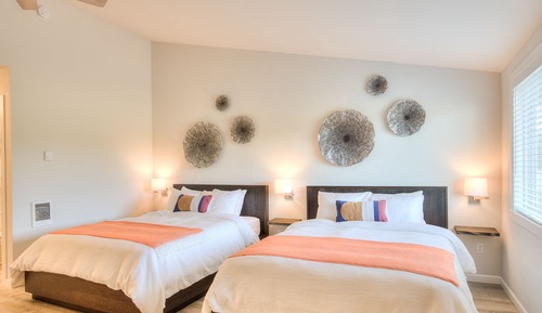 Basic Studio, 2 Queen Beds