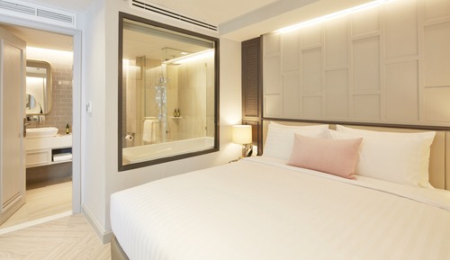 1 Bedroom Suite