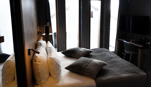Deluxe Suite, Mezzanine (Mont Blanc)