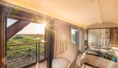 Luxury Carriage Suite
