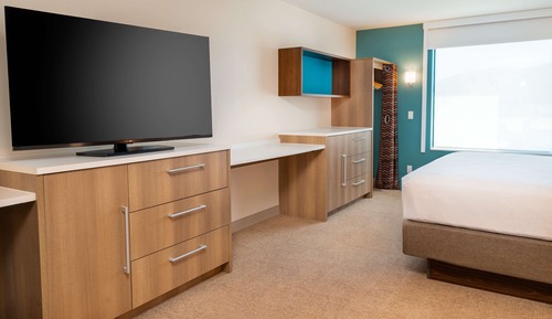 Studio Suite, 1 King Bed, Non Smoking