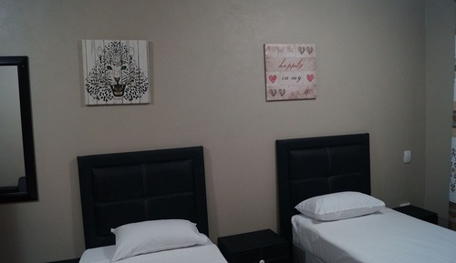 Deluxe Twin Room, 2 Twin Beds, Bathtub, Garden View