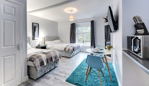 Studio Apartment (1)