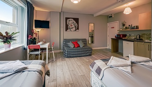 Studio Apartment 4