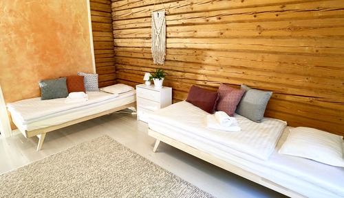 Luola Twin Room, Shared Bathroom
