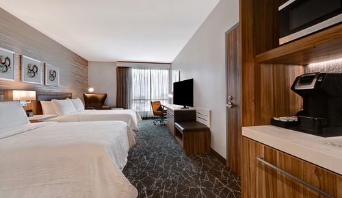 Deluxe Room, Multiple Beds, Non Smoking