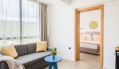 Family Apartment, Balcony