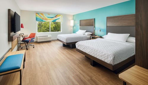 Room, 2 Queen Beds