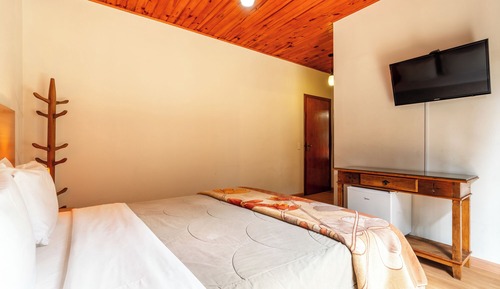 Deluxe Room, Balcony