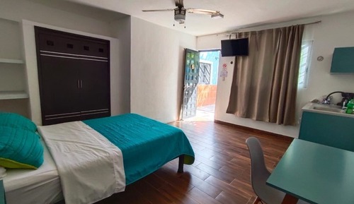 Executive Studio Suite