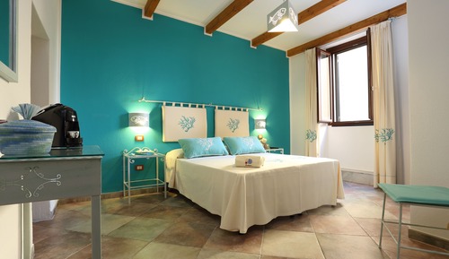 Deluxe Double or Twin Room, Ensuite (Corallo)