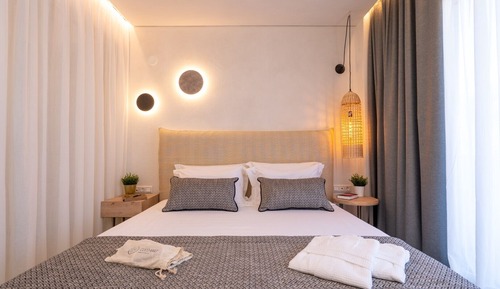 Deluxe Room, Balcony, Pool View
