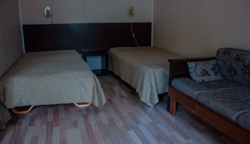 Economy Triple Room
