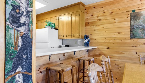 Condo (2 Bedrooms)