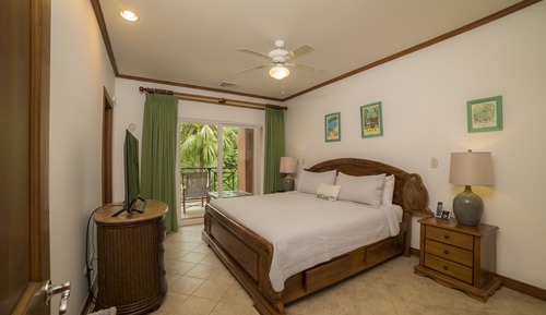 Deluxe Condo, 2 Bathrooms, Garden View