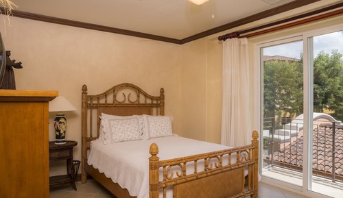 Deluxe Condo, 2 Bathrooms, Ocean View