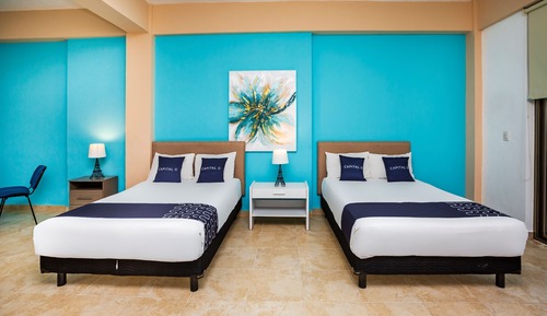 Standard Room (3 Double Beds)