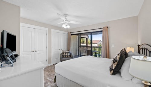 Condo, 2 Bedrooms (Z2)