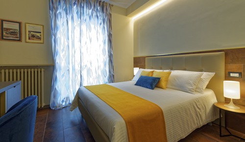 Deluxe Double Room (CAMERA 5 RR)