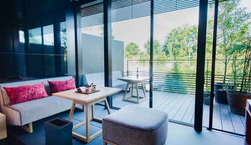 Deluxe Room, 1 King Bed, Non Smoking, Balcony