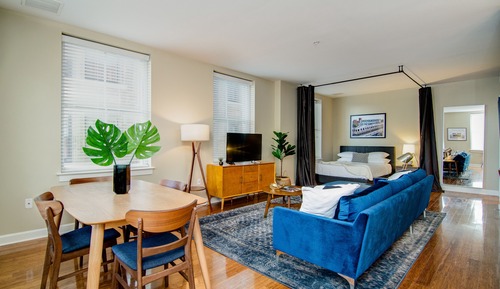 1 Bedroom, 1.5 Bathroom Loft Apartment