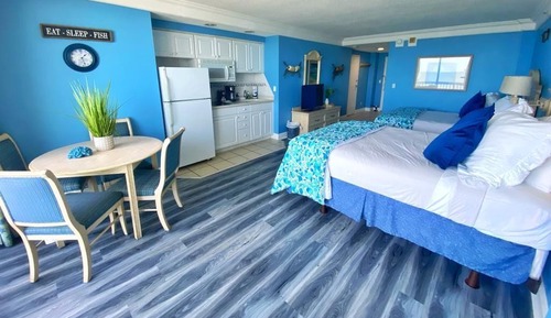 Panoramic Studio, 2 Queen Beds, Kitchen, Ocean View