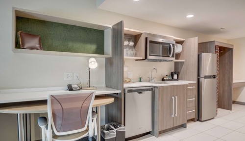 Studio, 2 Queen Beds, Accessible, Bathtub