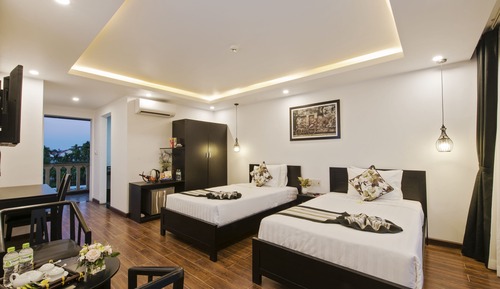 Junior Suite, Connecting Rooms, River View