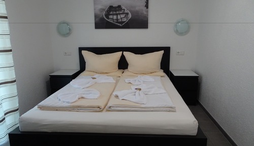 Deluxe Apartment, Multiple Beds, Terrace