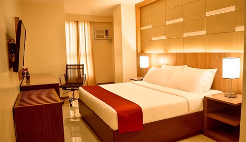 Premier Room